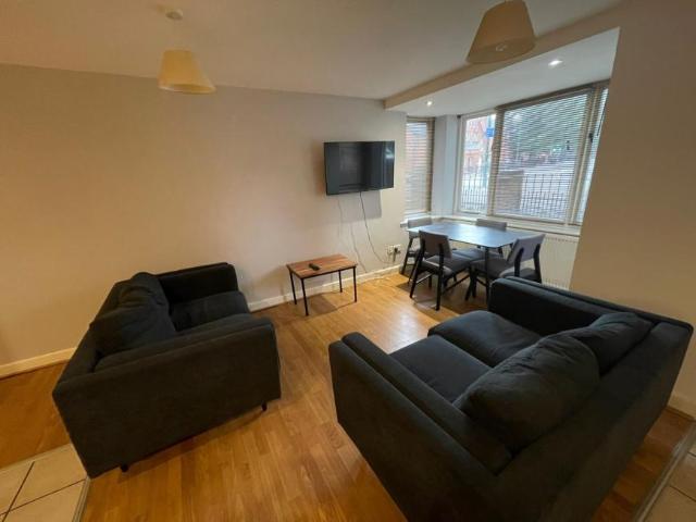Apartment for rent in Old Lenton, Haddon