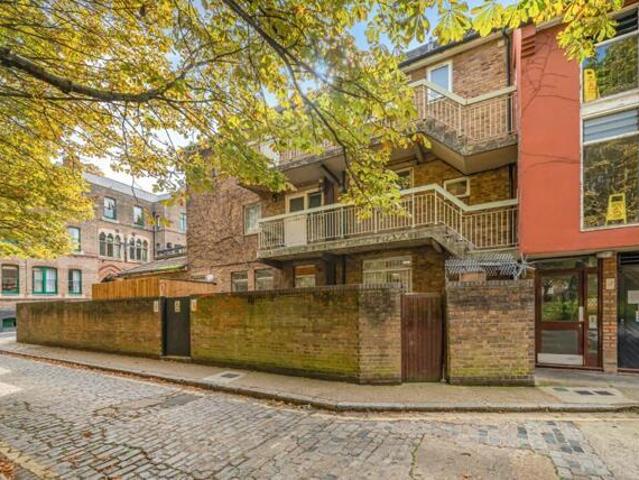 Apartment for sale in St. George in the East, Cat Hill