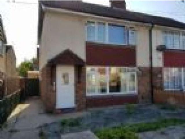 Apartment for rent in Lyons, Greater London