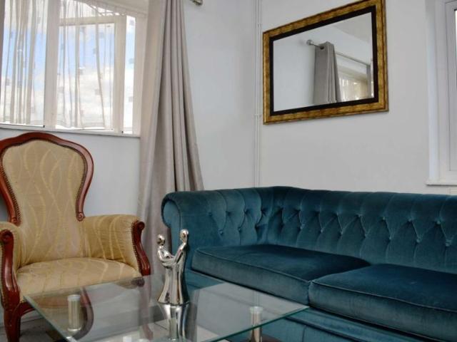 Apartment for rent in Lyons, Greater London