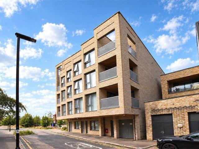Apartment for sale in City of London, Greater London
