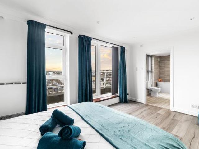 Apartment for rent in Barbican, Mount Wise
