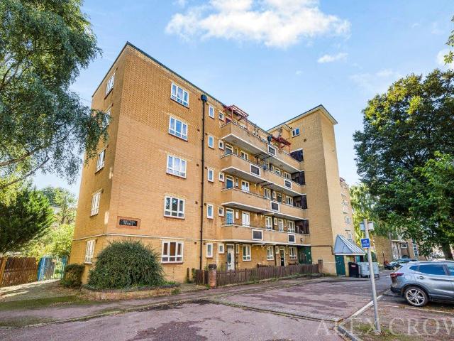 Apartment for rent in Highbury, Greater London