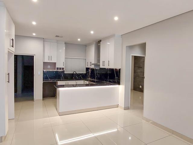 Apartment for rent in Umhlanga, Kwazulu-natal