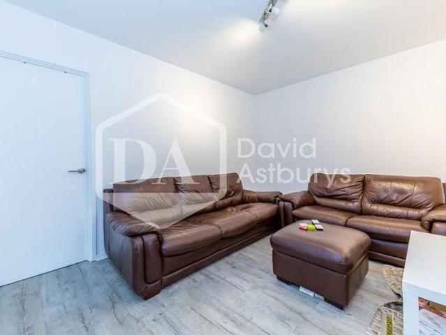 Apartment for rent in Westminster, Victoria