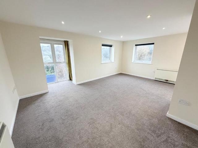 Apartment for rent in Hythe, Fordham Heath