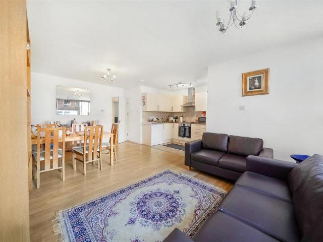 Flat for rent in Fitzrovia, Greater London