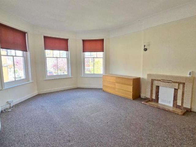 Apartment for rent in Upperton, Eastbourne