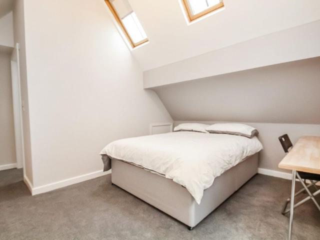 Apartment for rent in Little Woodhouse, Leeds