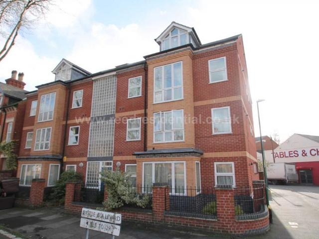 Flat for rent in Old Lenton, Haddon