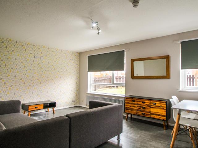 Apartment for rent in Hyde Park, West Yorkshire