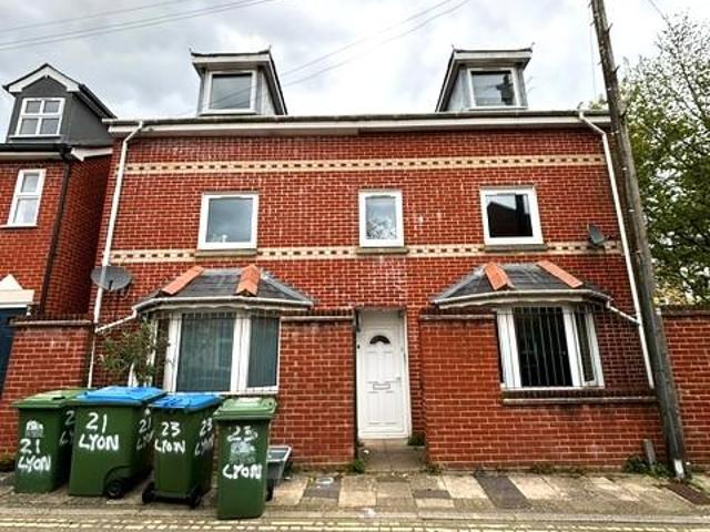 Flat for rent in Bevois Town, City Of Southampton