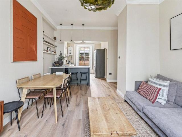 Apartment for rent in Kensal Town, Bayswater