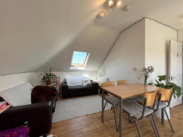 Apartment for rent in Royal Borough of Kingston upon Thames, Greater London