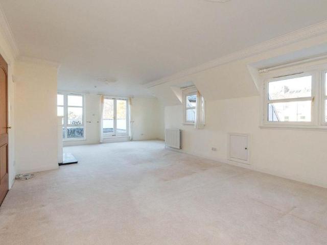 Apartment for rent in Marchmont, Scotland
