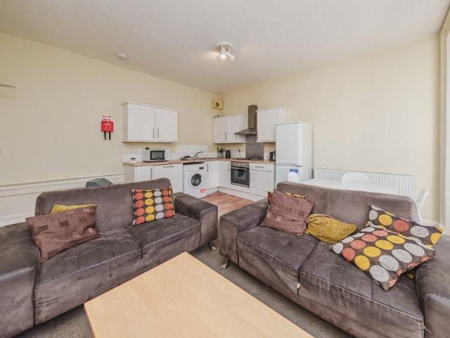 Apartment for rent in Southside, Scotland