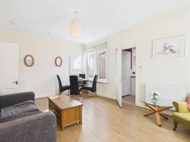 Apartment for rent in Bingham, City of Edinburgh