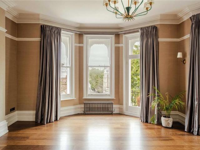 Apartment for rent in Brompton, Greater London