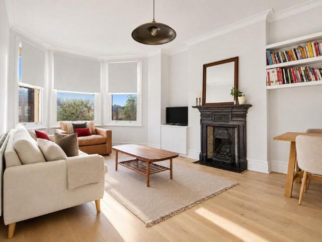 Apartment for rent in London Borough of Camden, Greater London