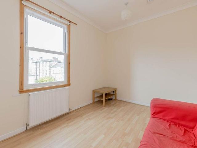 Apartment for rent in Newington, Scotland