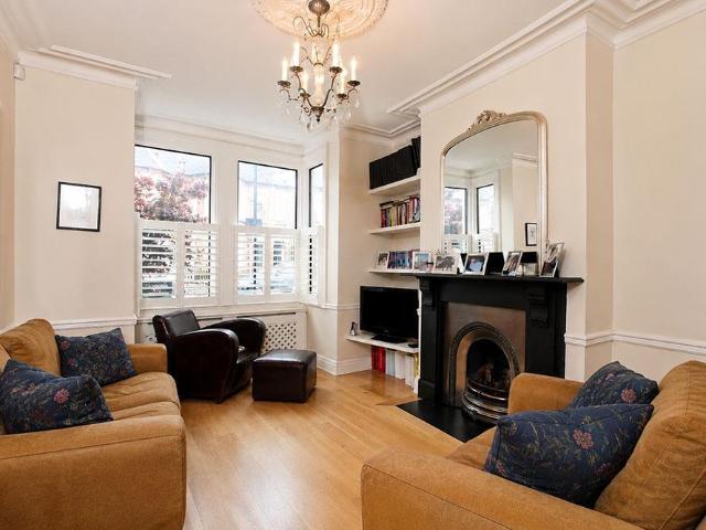 Flat for rent in Paddington, Isle Of Man