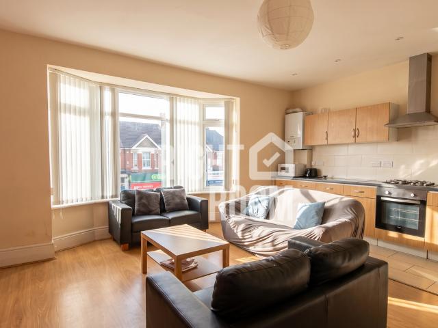 Apartment for rent in Bevois Mount, Portswood