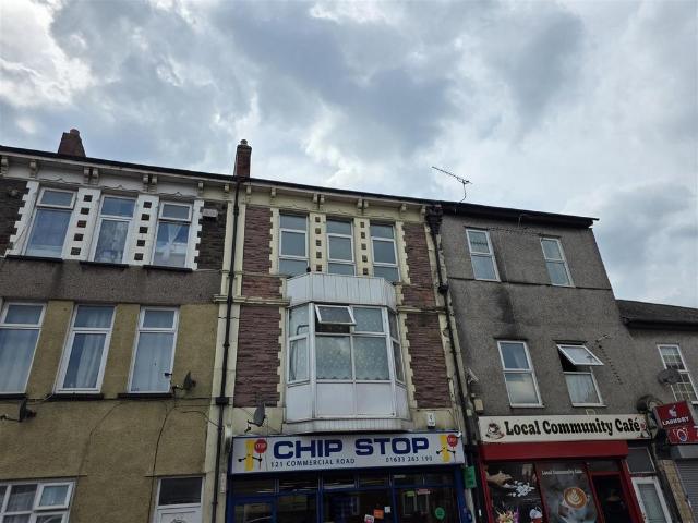 Flat for rent in Pillgwenlly, Wales