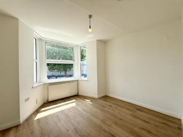 Apartment for rent in London Borough of Hounslow, Greater London