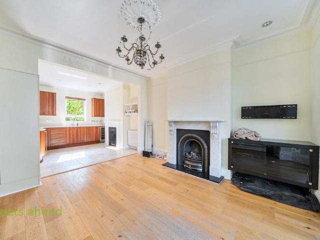 Flat for rent in West Norwood, Greater London