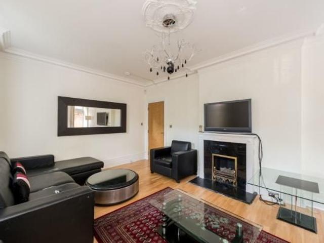 Apartment for rent in Paddington, Isle Of Man
