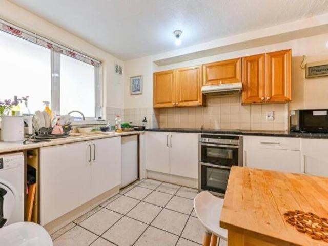 Flat for rent in Kentish Town, Isle Of Man