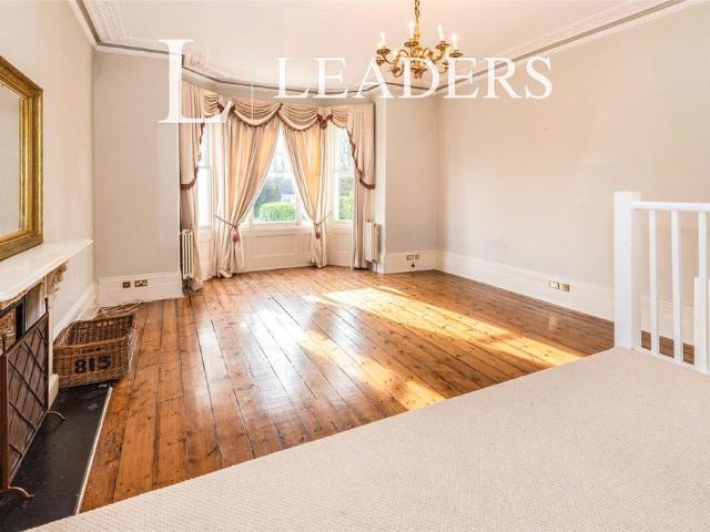 Apartment for rent in Red Hill, Surrey