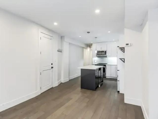 Apartment for rent in Woburn, Ontario