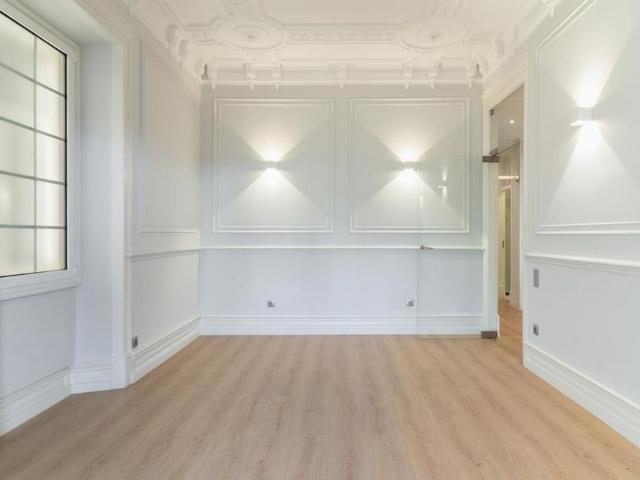 Apartamento alugar em Avenidas Novas, Lisboa