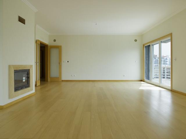 Apartamento alugar em Murganhal, Oeiras