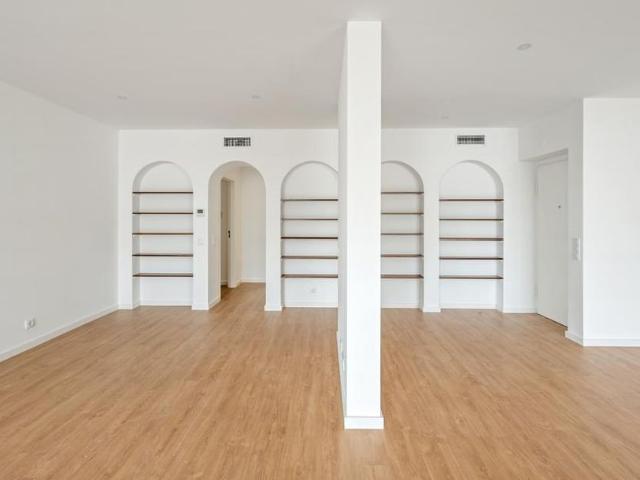 Apartamento alugar em São Julião da Barra, Oeiras