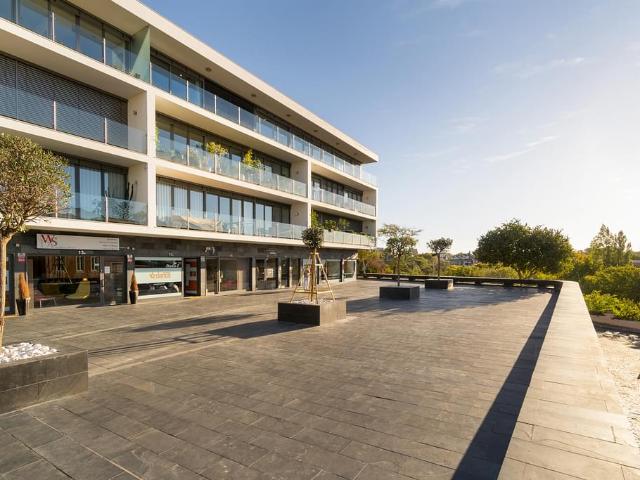 Apartamento alugar em Núcleo Urbano Histórico de Oeiras, Oeiras