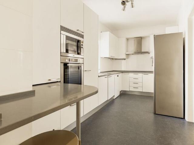Apartamento alugar em Estrela, Lisboa