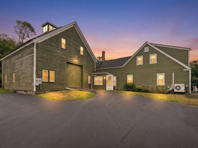 House for sale in Maine