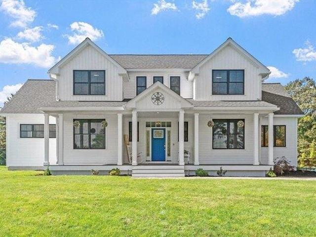 House for sale in Ashby, Massachusetts