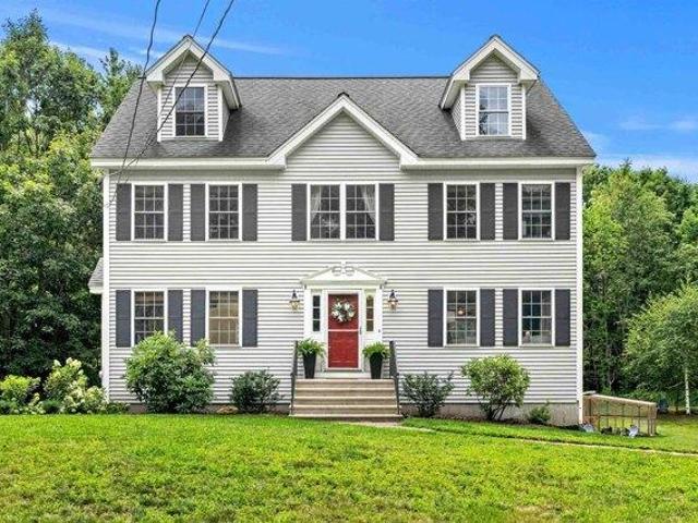 House for sale in Ashby, Middlesex County