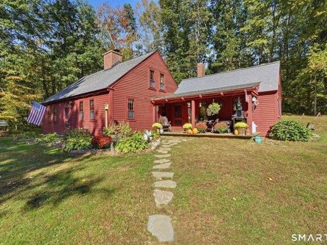 House for sale in Ashford, Northeastern Connecticut Planning Region
