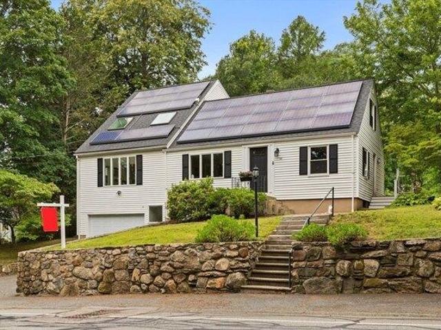 House for sale in Ashland, Massachusetts