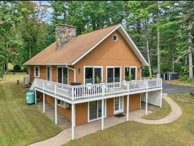 House for sale in Atkinson, Rockingham County