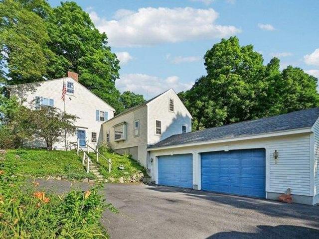 House for sale in Atkinson, Rockingham County
