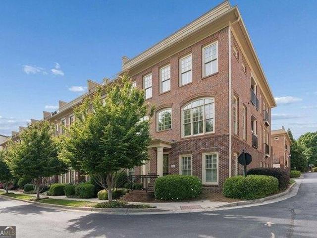 House for sale in Sandy Springs, Georgia