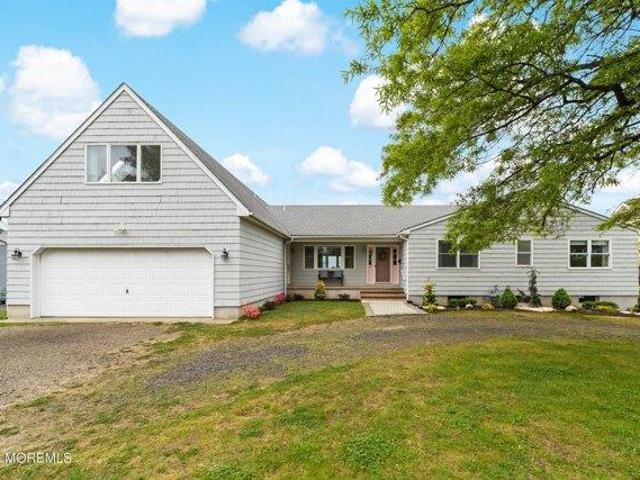 House for sale in Monmouth, New Jersey