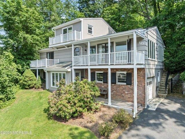 House for sale in Atlantic Highlands