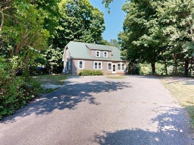 House for sale in Auburn, Maine