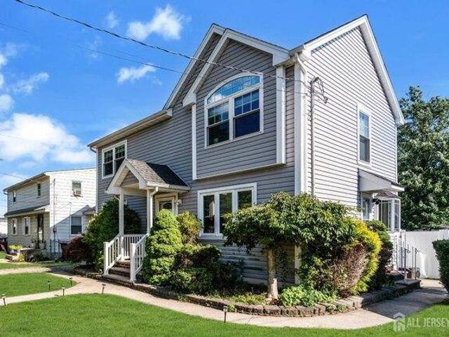 House for sale in Avenel, New Jersey